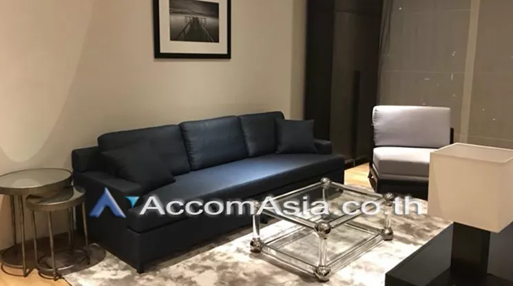  1 Bedroom  Condominium For Rent in Sukhumvit, Bangkok  near BTS Phrom Phong (AA20613)