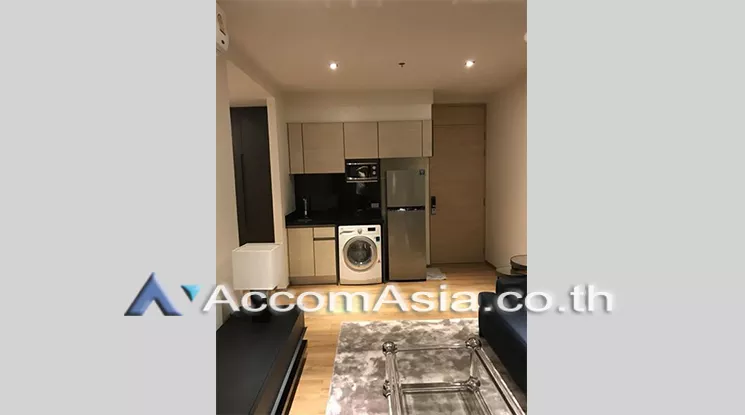  1 Bedroom  Condominium For Rent in Sukhumvit, Bangkok  near BTS Phrom Phong (AA20613)