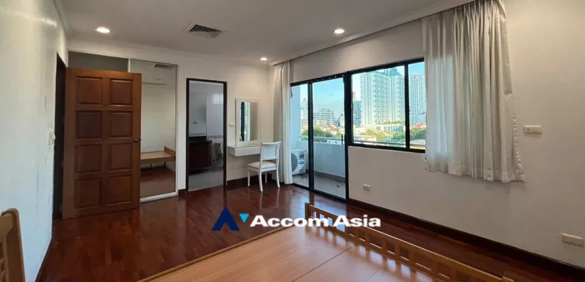 9  3 br Apartment For Rent in Sukhumvit ,Bangkok BTS Thong Lo at Urban Green Apartment AA20660