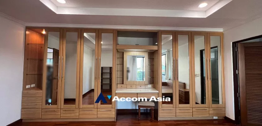 11  3 br Apartment For Rent in Sukhumvit ,Bangkok BTS Thong Lo at Urban Green Apartment AA20660