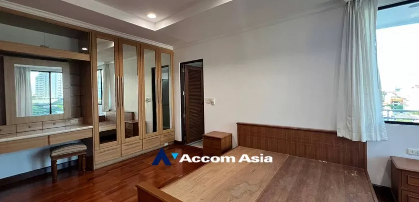 7  3 br Apartment For Rent in Sukhumvit ,Bangkok BTS Thong Lo at Urban Green Apartment AA20660
