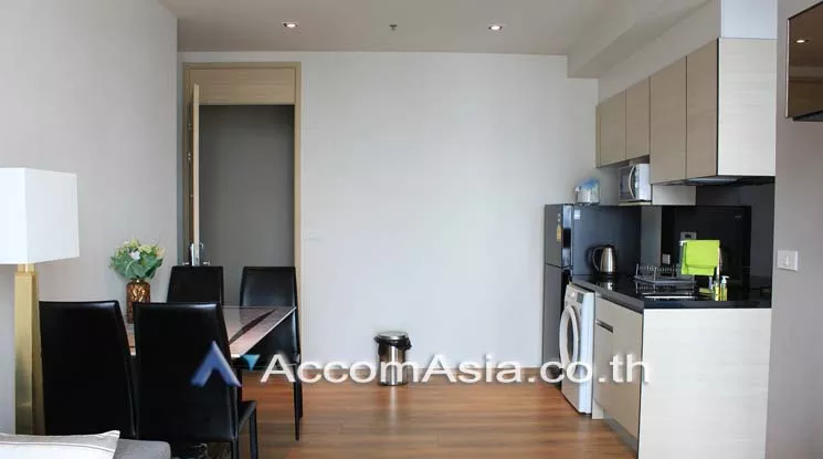  2 Bedrooms  Condominium For Rent in Sukhumvit, Bangkok  near BTS Phrom Phong (AA20675)