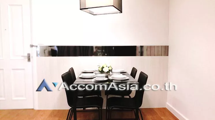  1 Bedroom  Condominium For Rent in Sukhumvit, Bangkok  near BTS Phrom Phong (AA20710)