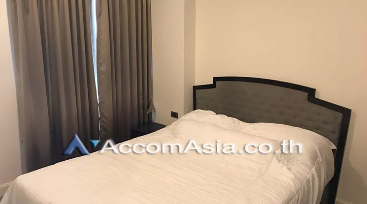  1 Bedroom  Condominium For Sale in Sukhumvit, Bangkok  near BTS Thong Lo (AA20722)