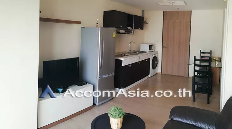  1 Bedroom  Condominium For Sale in Sukhumvit, Bangkok  near BTS Thong Lo (AA20723)