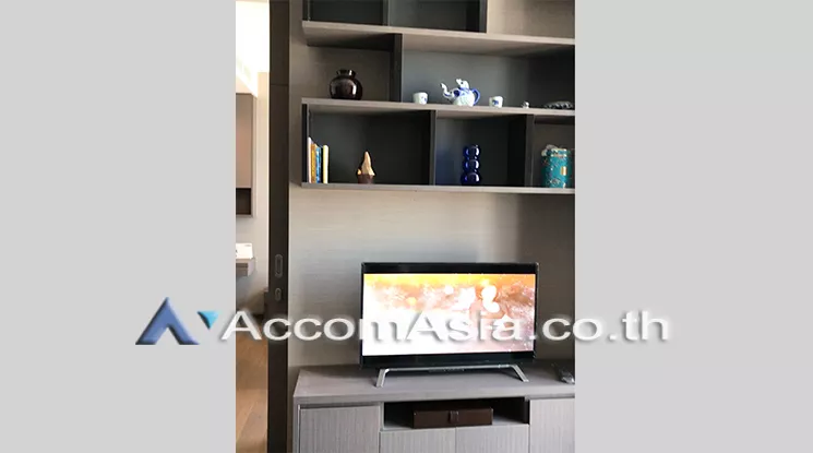  1  1 br Condominium For Rent in Silom ,Bangkok BTS Surasak at The Diplomat Sathorn AA20732