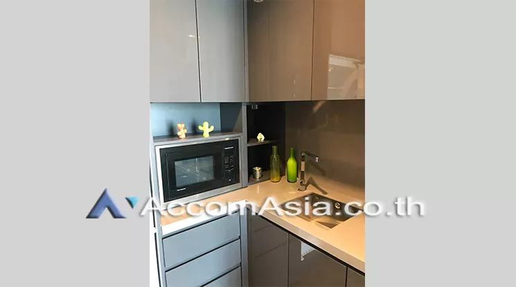 4  1 br Condominium For Rent in Silom ,Bangkok BTS Surasak at The Diplomat Sathorn AA20732