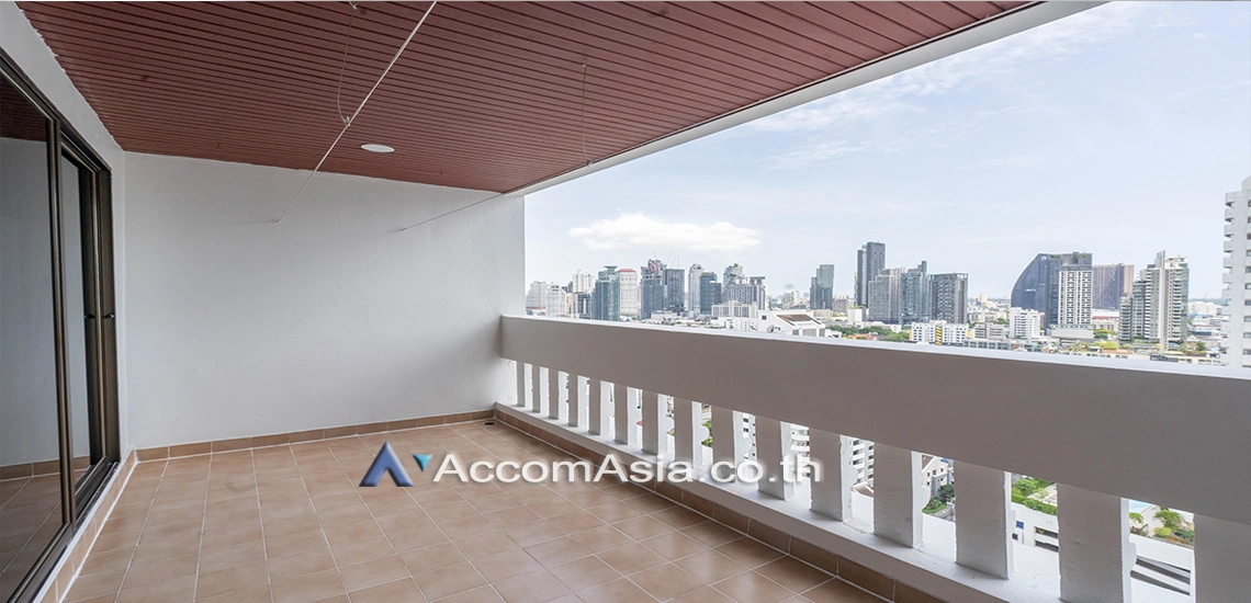 Pet friendly |  3 Bedrooms  Apartment For Rent in Sukhumvit, Bangkok  near BTS Thong Lo (AA20815)