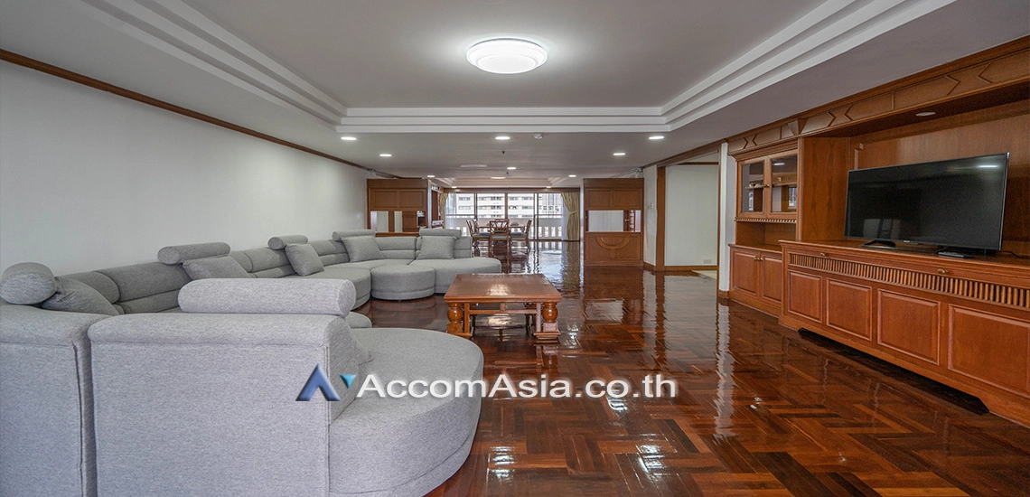 Pet friendly |  3 Bedrooms  Apartment For Rent in Sukhumvit, Bangkok  near BTS Thong Lo (AA20815)