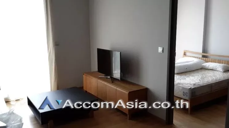  1 Bedroom  Condominium For Sale in Sukhumvit, Bangkok  near BTS Thong Lo (AA20841)