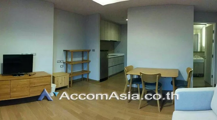  2 Bedrooms  Condominium For Rent in Sukhumvit, Bangkok  near BTS Phrom Phong (AA20865)