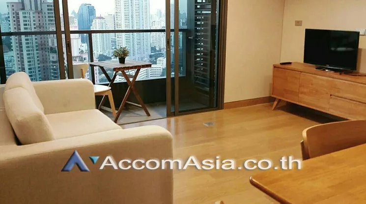  2 Bedrooms  Condominium For Rent in Sukhumvit, Bangkok  near BTS Phrom Phong (AA20865)