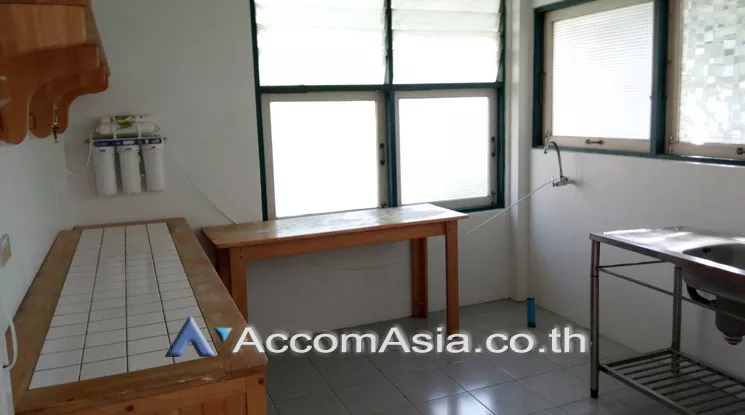  1  2 br House For Rent in phaholyothin ,Bangkok BTS Ari AA20919