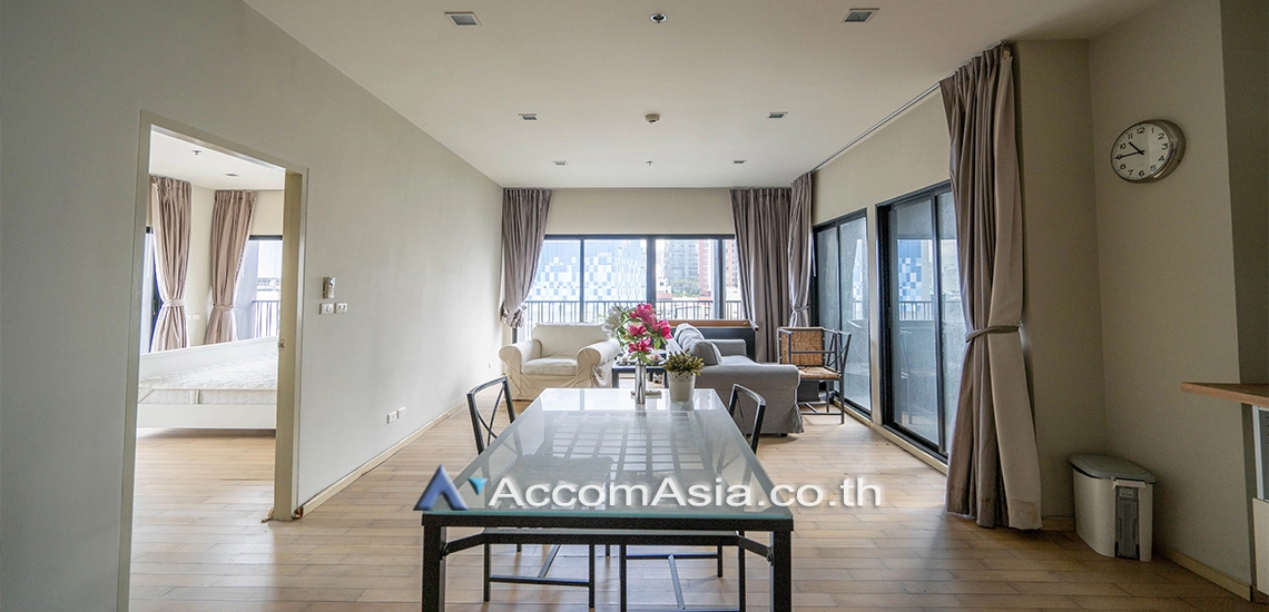  2 Bedrooms  Condominium For Rent & Sale in Sukhumvit, Bangkok  near BTS Ekkamai (AA20965)