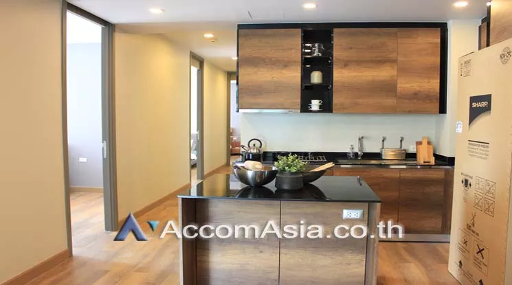 Pet friendly |  3 Bedrooms  Apartment For Rent in Sukhumvit, Bangkok  near BTS Phrom Phong (AA21014)