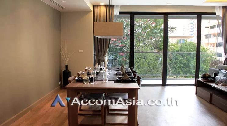 Pet friendly |  3 Bedrooms  Apartment For Rent in Sukhumvit, Bangkok  near BTS Phrom Phong (AA21014)