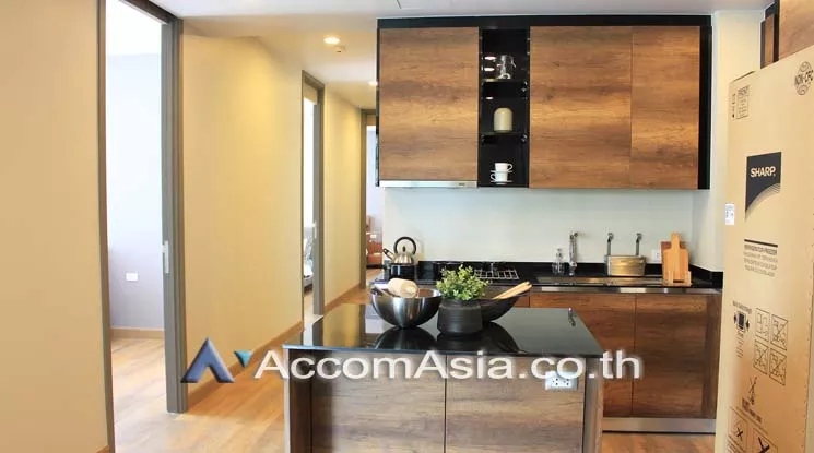 Pet friendly |  3 Bedrooms  Apartment For Rent in Sukhumvit, Bangkok  near BTS Phrom Phong (AA21015)