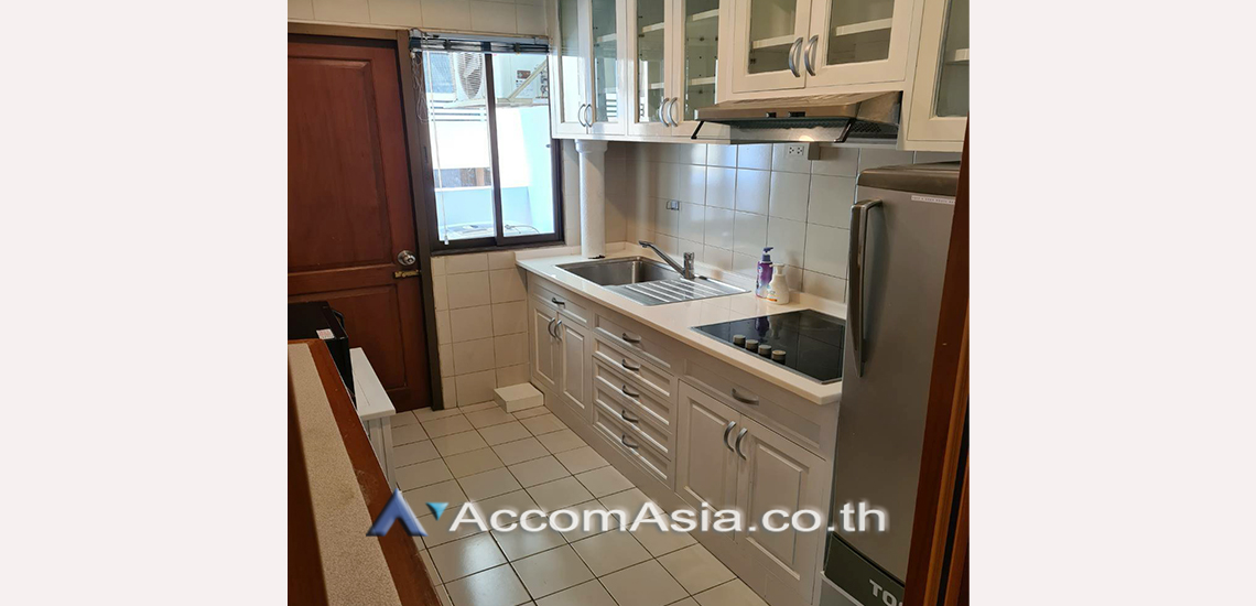  2 Bedrooms  Condominium For Rent in Sukhumvit, Bangkok  near BTS Thong Lo (21279)