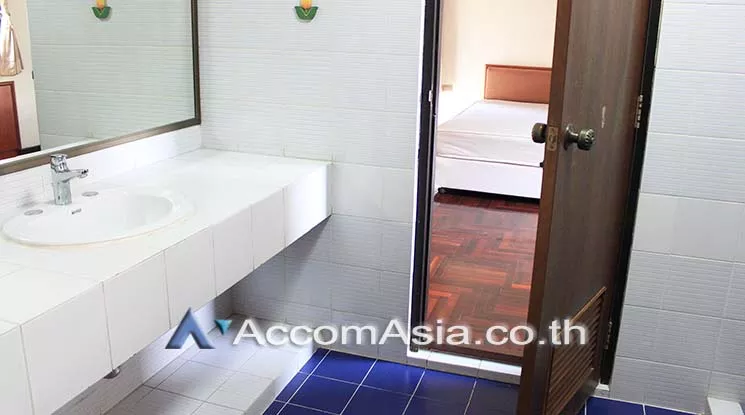 8  3 br Apartment For Rent in Sukhumvit ,Bangkok BTS Phrom Phong at Peaceful and Greenery AA21048