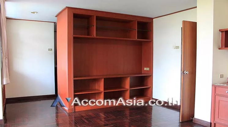 10  3 br Apartment For Rent in Sukhumvit ,Bangkok BTS Phrom Phong at Peaceful and Greenery AA21048