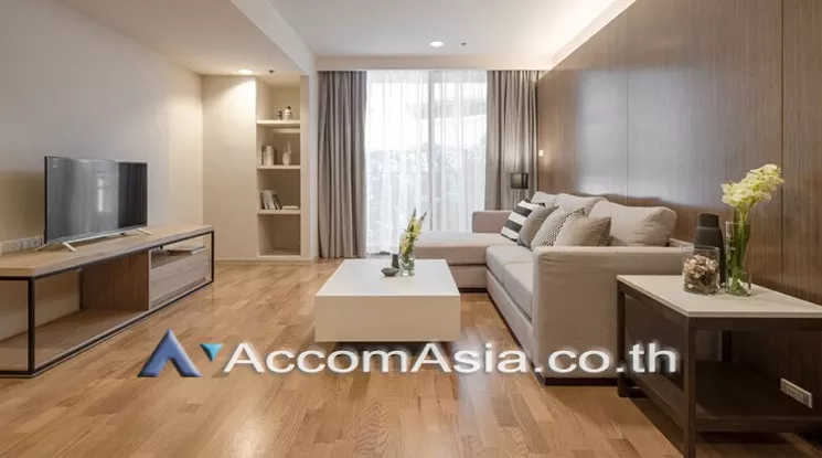  2 Bedrooms  Apartment For Rent in Sukhumvit, Bangkok  near BTS Phrom Phong (AA21058)