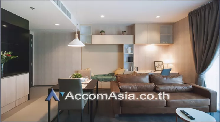  1 Bedroom  Condominium For Rent in Sukhumvit, Bangkok  near BTS Asok - MRT Sukhumvit (AA21072)