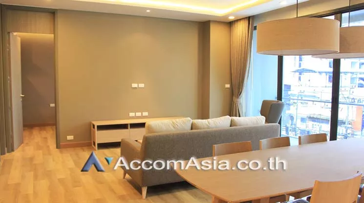  2 Bedrooms  Apartment For Rent in Sukhumvit, Bangkok  near BTS Phrom Phong (AA21077)