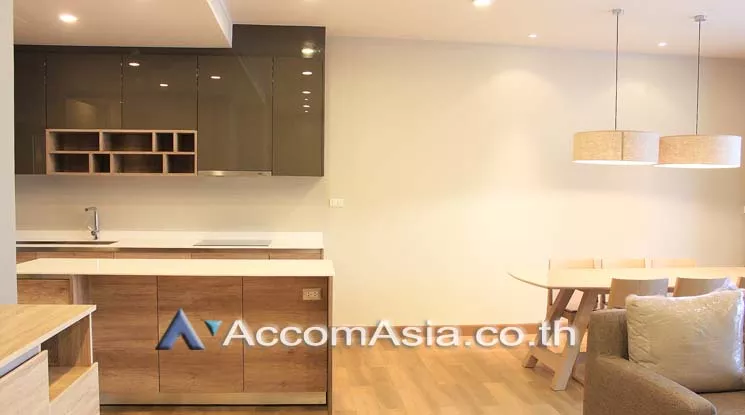  2 Bedrooms  Apartment For Rent in Sukhumvit, Bangkok  near BTS Phrom Phong (AA21078)