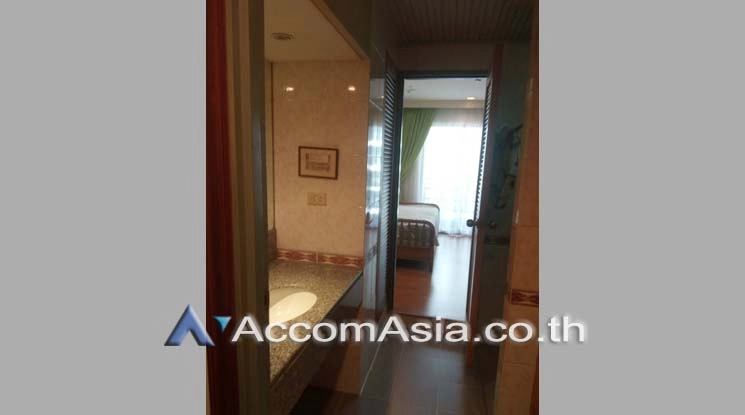 5  2 br Condominium For Rent in Ploenchit ,Bangkok BTS Ratchadamri at Baan Somthavil Ratchadamri 21281