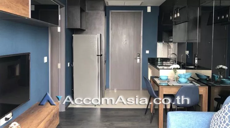  1 Bedroom  Condominium For Rent in Sukhumvit, Bangkok  near BTS Asok - MRT Sukhumvit (AA21118)