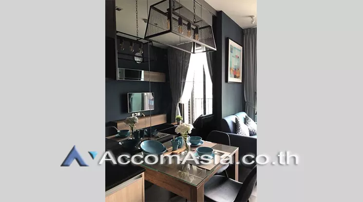  1 Bedroom  Condominium For Rent in Sukhumvit, Bangkok  near BTS Asok - MRT Sukhumvit (AA21118)