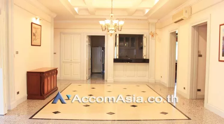  4 Bedrooms  House For Rent in ,   (AA21153)