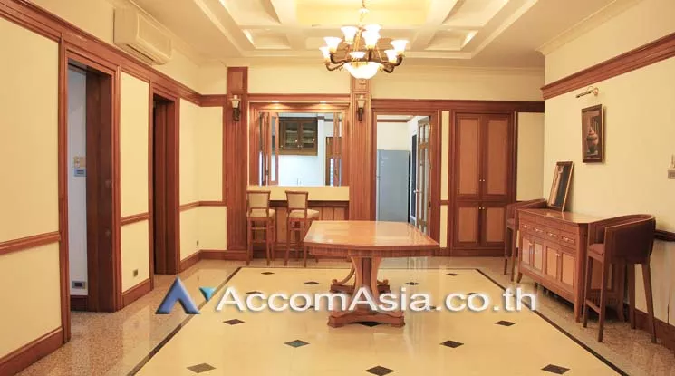  4 Bedrooms  House For Rent in ,   (AA21158)