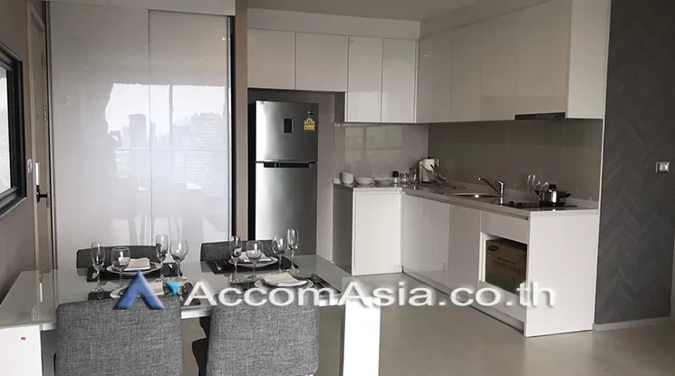  2 Bedrooms  Condominium For Rent in Sukhumvit, Bangkok  near BTS Ekkamai (AA21161)