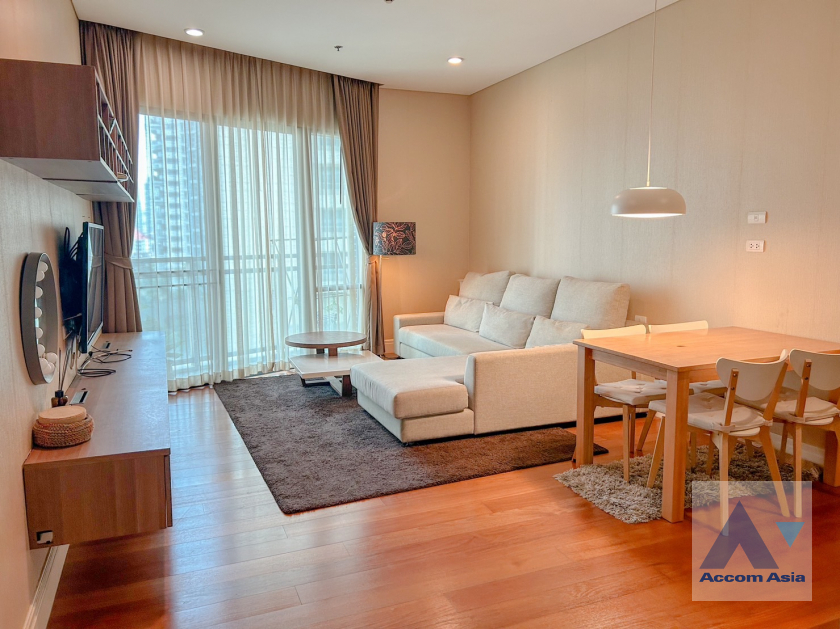  1 Bedroom  Condominium For Rent in Sukhumvit, Bangkok  near BTS Phrom Phong (AA21168)