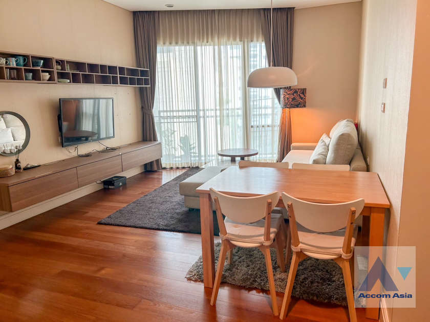  1 Bedroom  Condominium For Rent in Sukhumvit, Bangkok  near BTS Phrom Phong (AA21168)