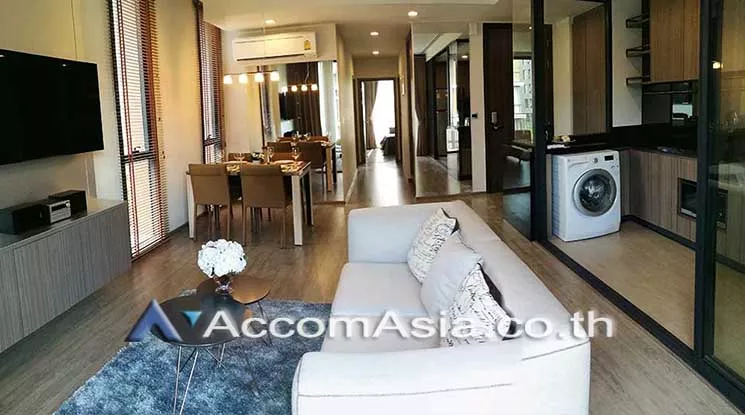 Corner Unit |  2 Bedrooms  Condominium For Rent in Sukhumvit, Bangkok  near BTS On Nut (AA21199)