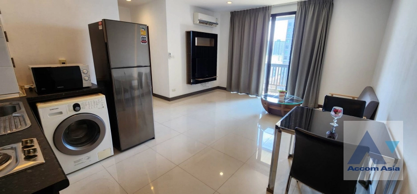  1 Bedroom  Condominium For Rent in Sukhumvit, Bangkok  near BTS Phra khanong (AA21251)