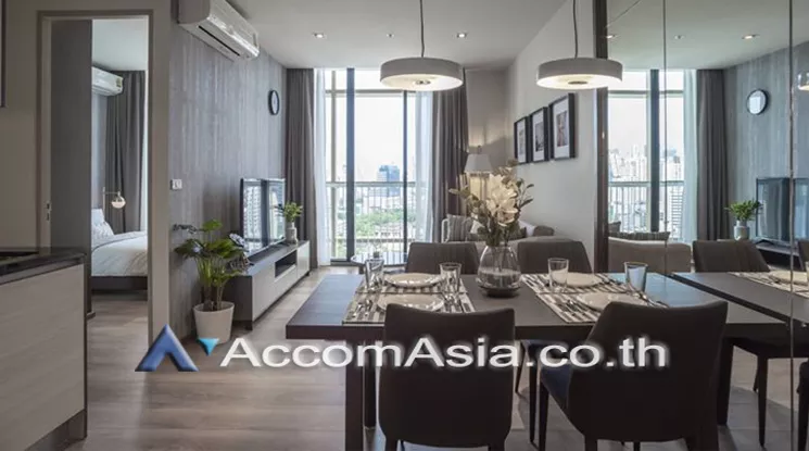  2 Bedrooms  Condominium For Rent in Sukhumvit, Bangkok  near BTS Phrom Phong (AA21264)