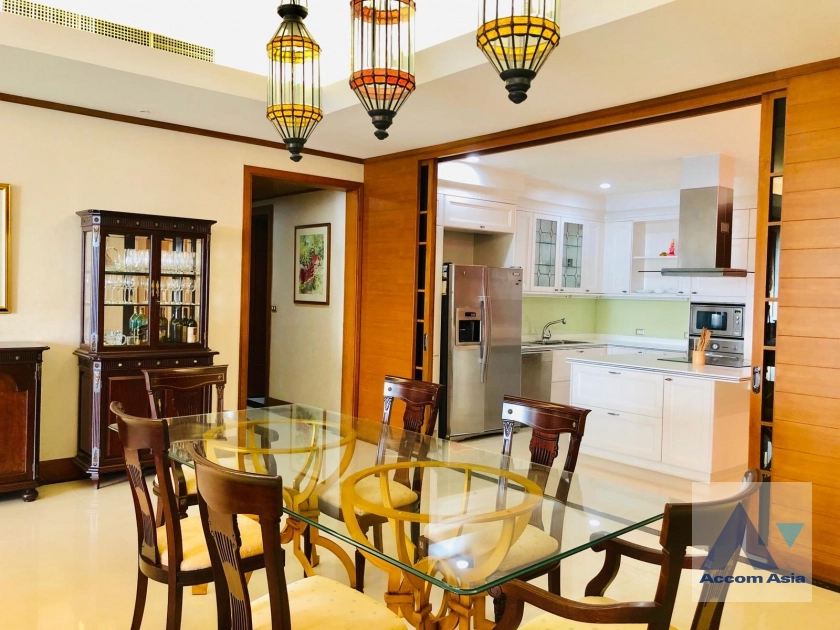  3 Bedrooms  Condominium For Rent & Sale in Sathorn, Bangkok  near BTS Chong Nonsi (AA21282)