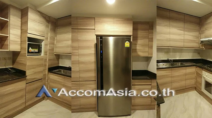 Big Balcony |  3 Bedrooms  Apartment For Rent in Sukhumvit, Bangkok  near BTS Asok - MRT Sukhumvit (AA21300)