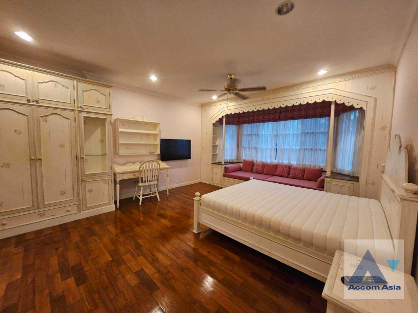 23  4 br House for rent and sale in Bang Na ,Bangkok BTS Bearing at Fantasia Villa 3  AA21327