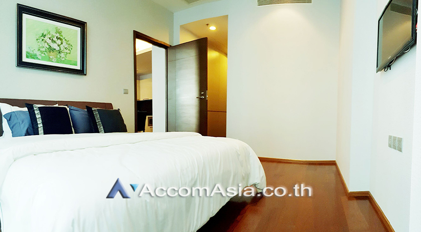  1 Bedroom  Condominium For Rent in Sukhumvit, Bangkok  near BTS Thong Lo (AA21328)
