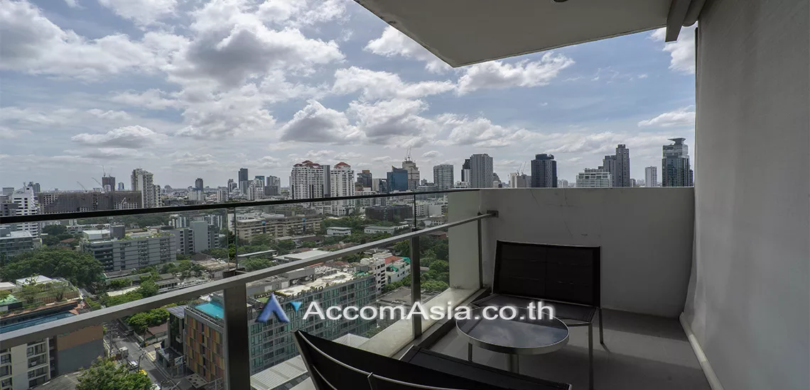  2 Bedrooms  Condominium For Rent in Sukhumvit, Bangkok  near BTS Thong Lo (AA21345)