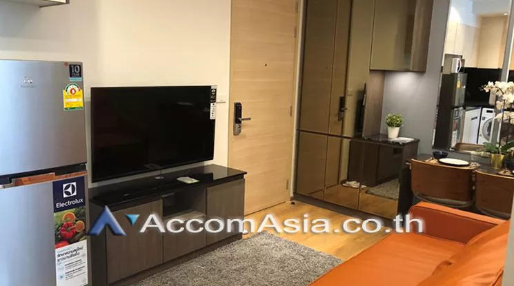  1 Bedroom  Condominium For Rent in Sukhumvit, Bangkok  near BTS Phrom Phong (AA21365)