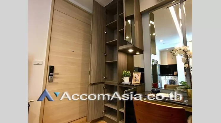  1 Bedroom  Condominium For Rent in Sukhumvit, Bangkok  near BTS Phrom Phong (AA21365)