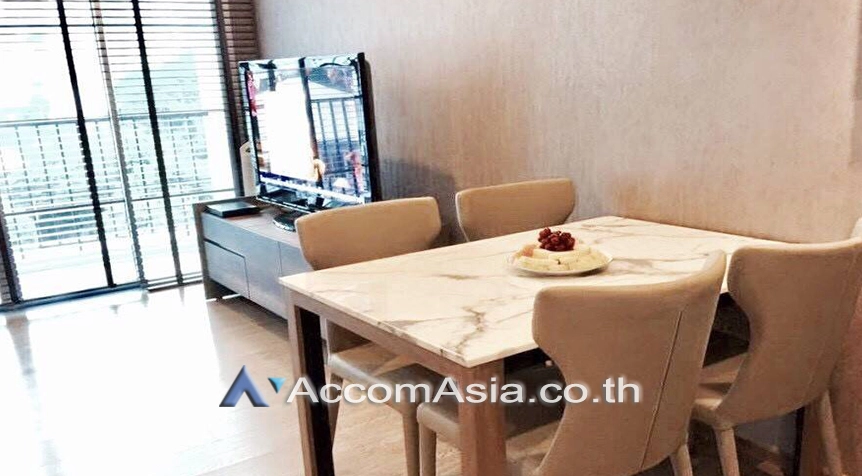  2 Bedrooms  Condominium For Rent in Sukhumvit, Bangkok  near BTS Phrom Phong (AA21374)