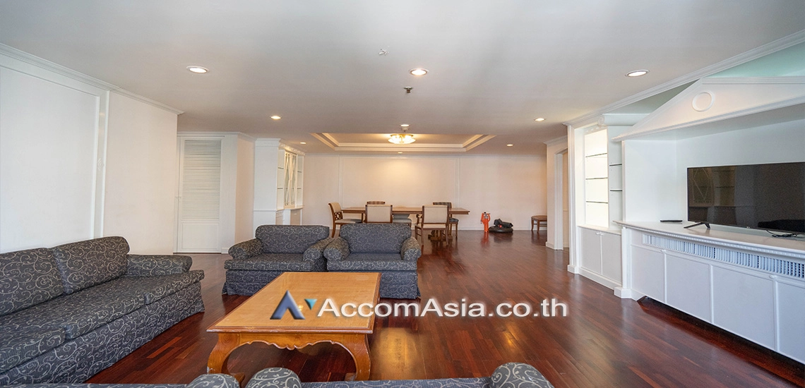 Pet friendly |  2 Bedrooms  Apartment For Rent in Sukhumvit, Bangkok  near BTS Nana - MRT Sukhumvit (AA21384)