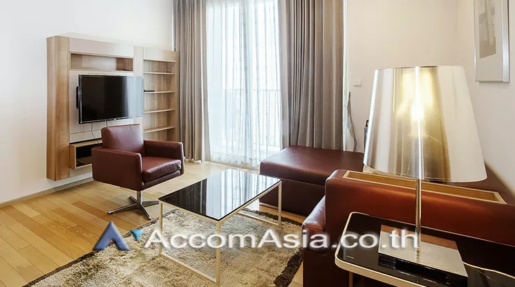  3 Bedrooms  Condominium For Rent in Sukhumvit, Bangkok  near BTS Thong Lo (AA21394)