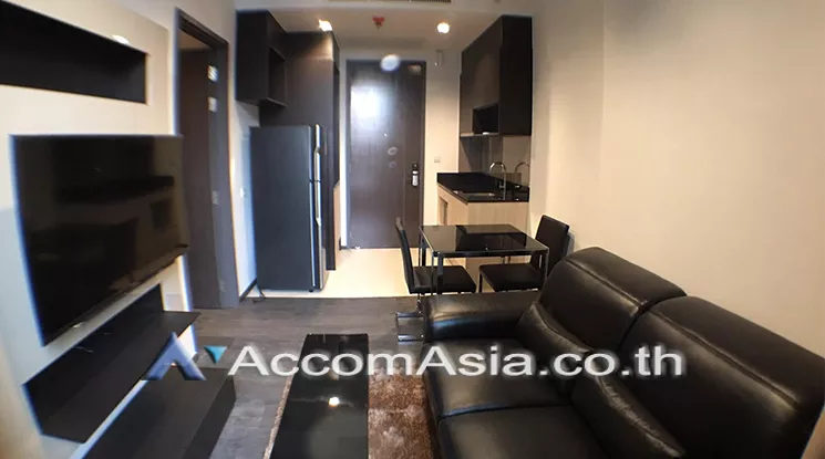  1 Bedroom  Condominium For Rent in Sukhumvit, Bangkok  near BTS Asok - MRT Sukhumvit (AA21444)